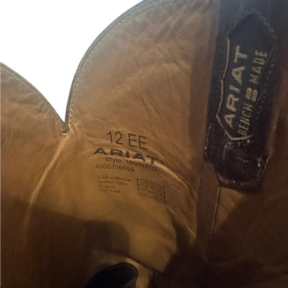 Ariat bench made Bassett cowboy boot size 12 wide - Picture 6 of 10